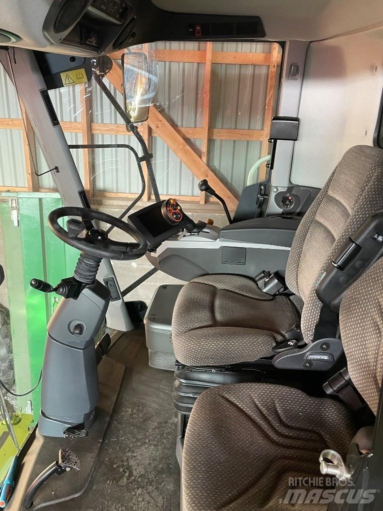 CLAAS Tucano 440 Mähdrescher