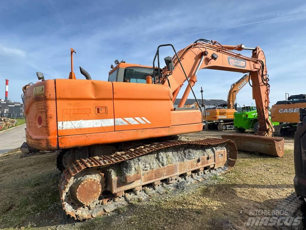Doosan DX 180 LC Raupenbagger