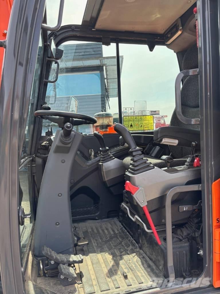 Doosan DX 57 Mobilbagger