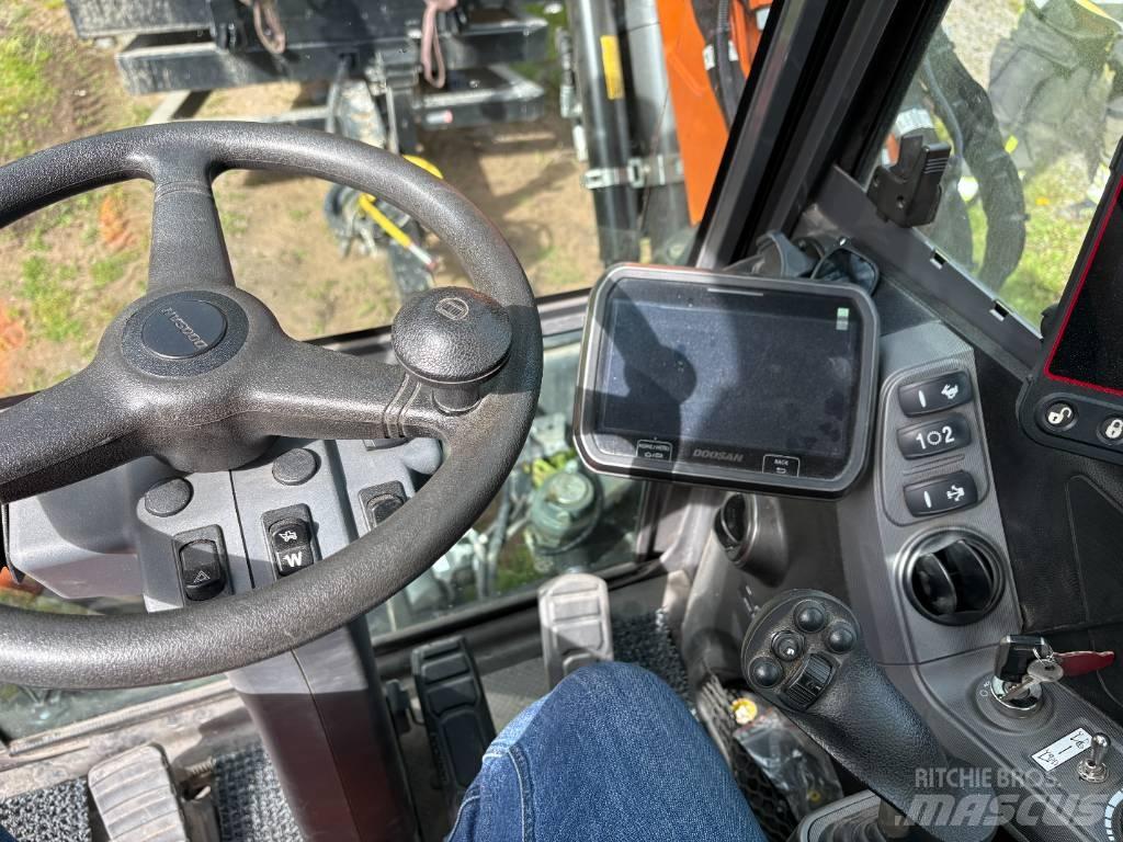 Develon DX 100 W-7 Mobilbagger