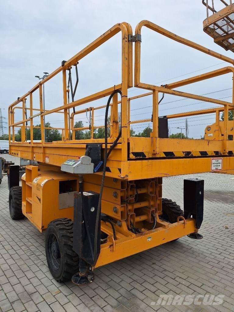 Haulotte H 15 SXL Scheren-Arbeitsbühnen