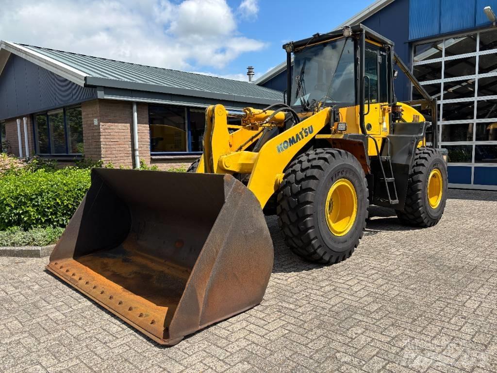 Komatsu WA 320-5 Radlader