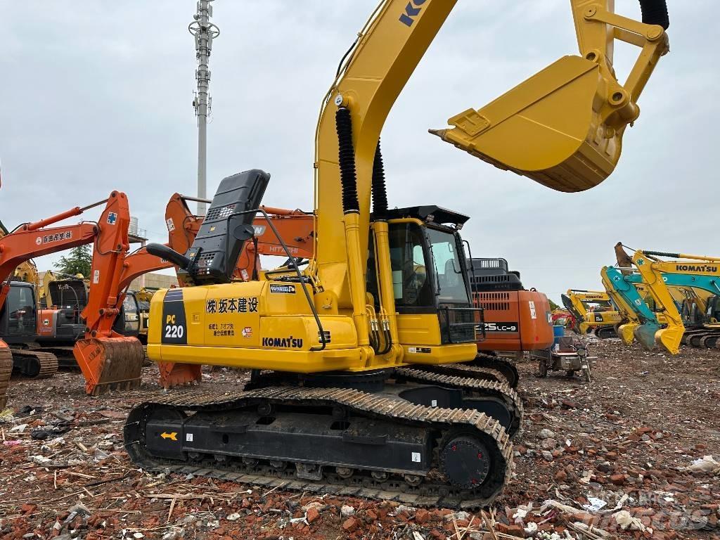 Komatsu PC 220-8M0 Raupenbagger