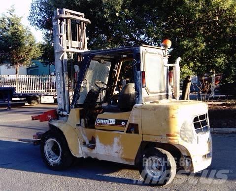 CAT DP 45 K Dieselstapler