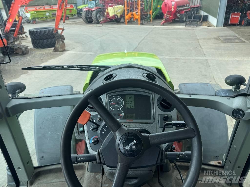 CLAAS Axion 810 Traktoren