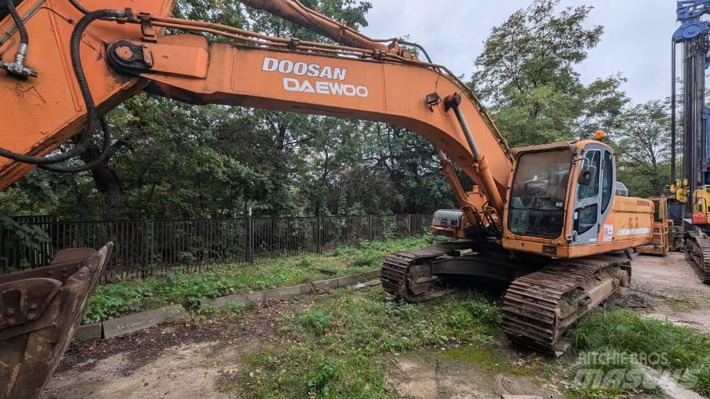 Doosan DX 340 LC Raupenbagger