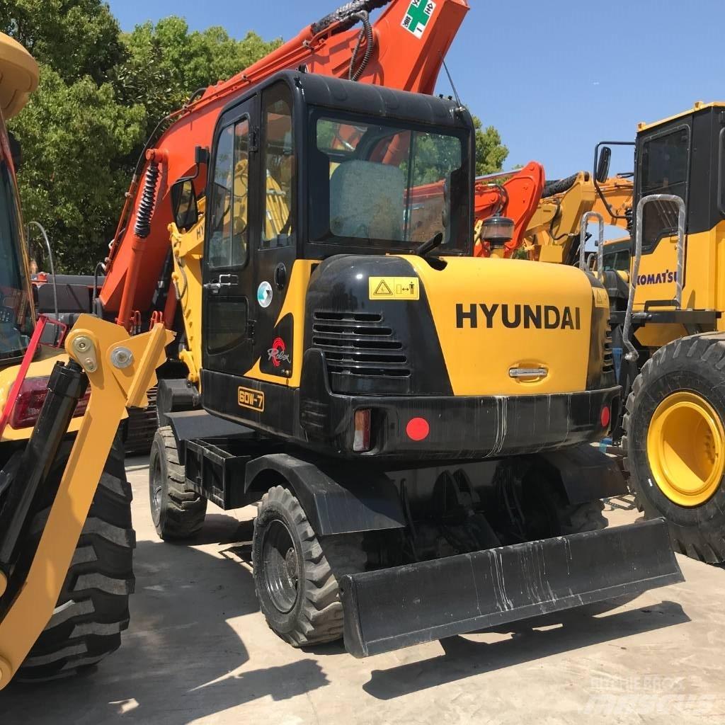 Hyundai 60 W Mobilbagger