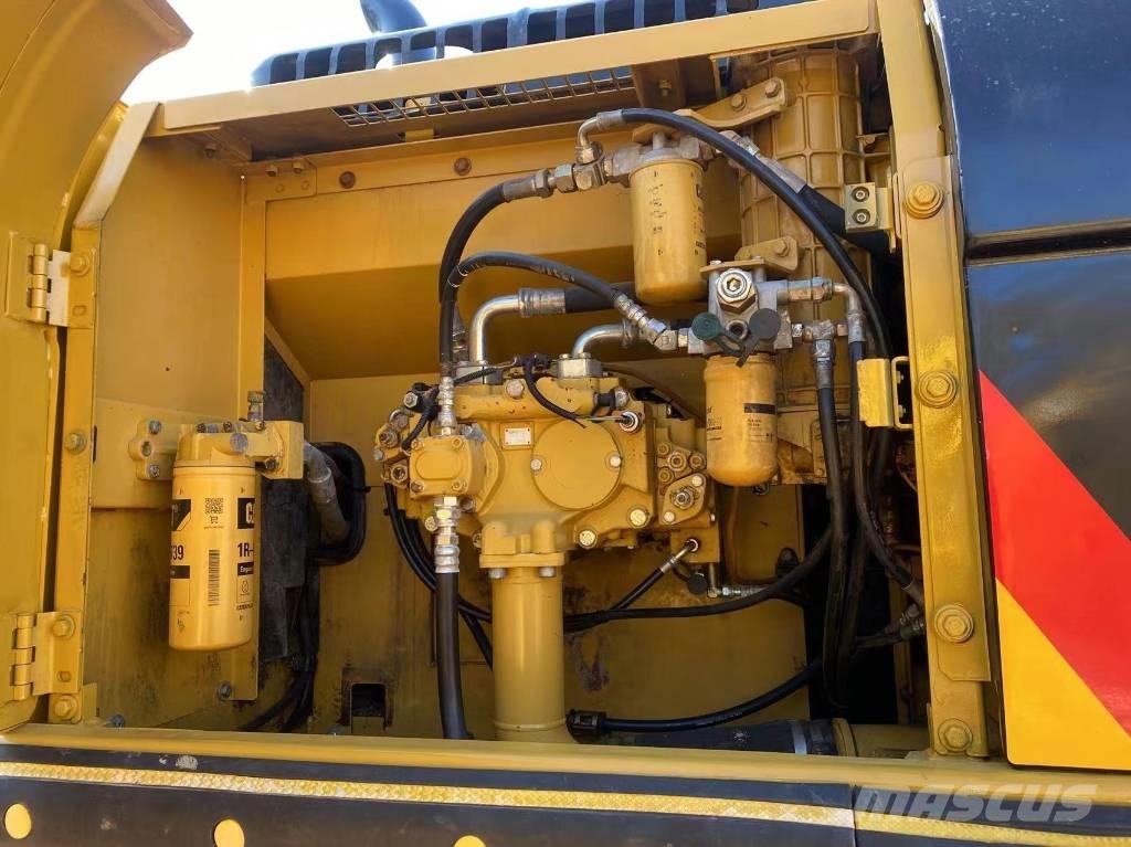 CAT 325 D Raupenbagger