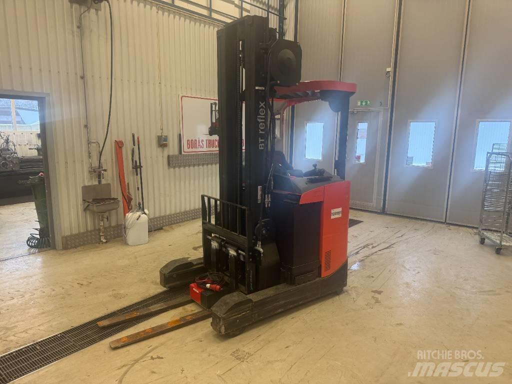 BT Toyota RRE 160 Schubmaststapler
