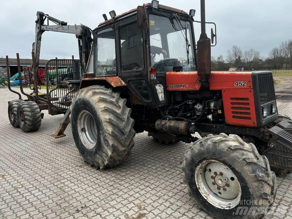 MTZ 952 Forsttraktoren
