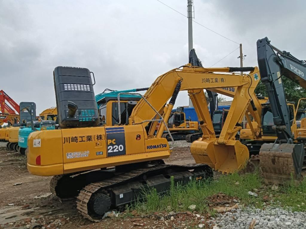 Komatsu PC 220-8 Raupenbagger