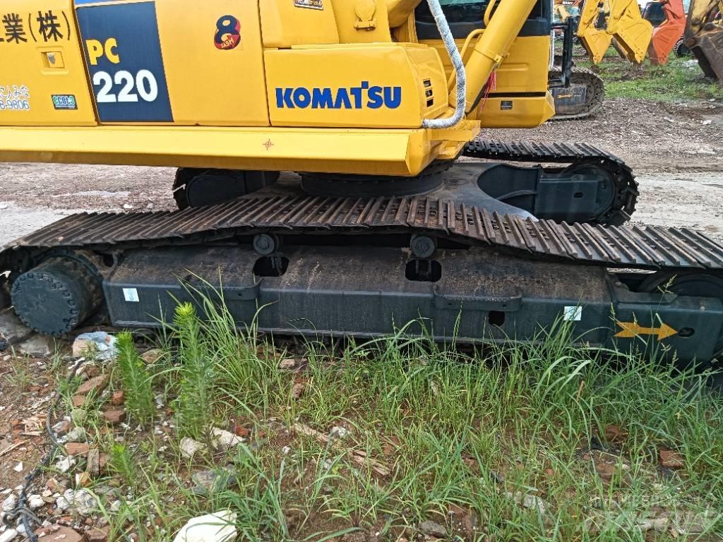 Komatsu PC 220-8 Raupenbagger