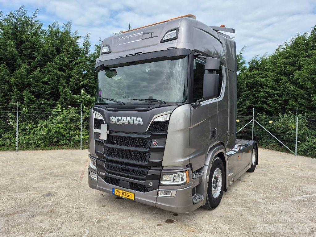 Scania R 650 Sattelzugmaschinen