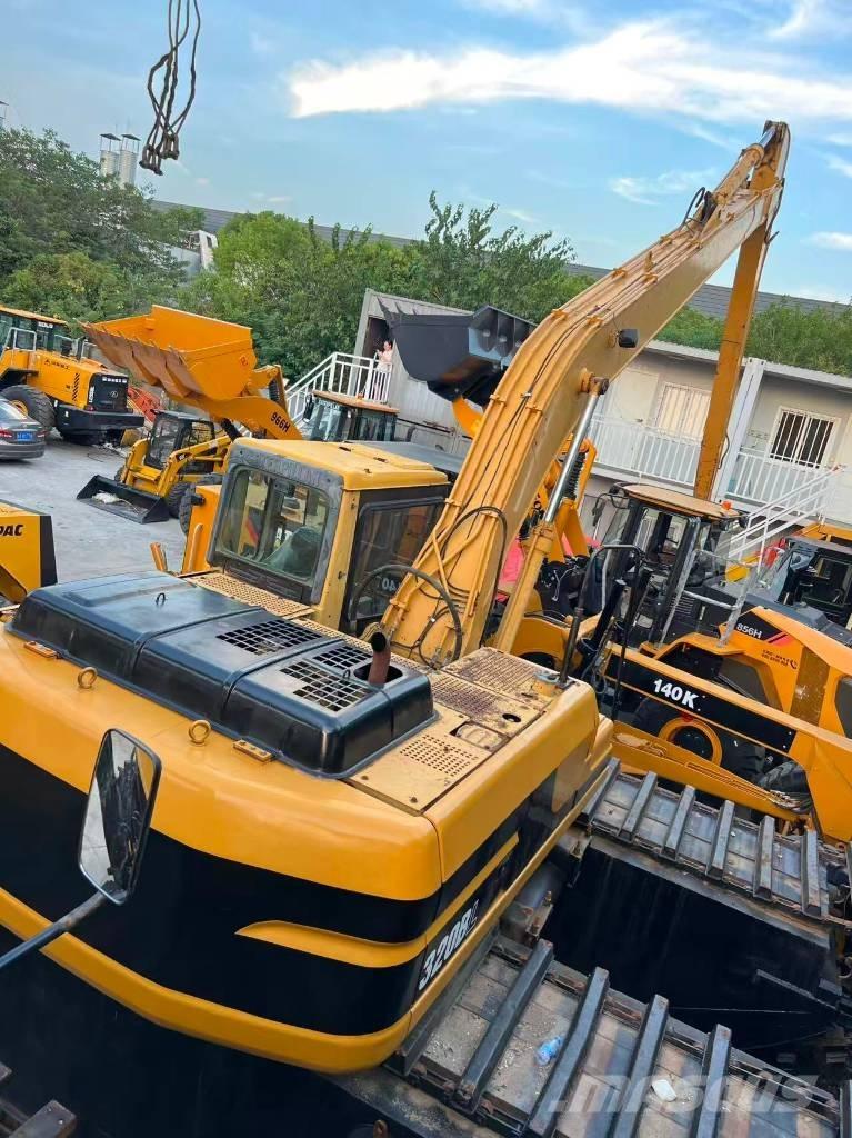 CAT 320BL Amphibienbagger