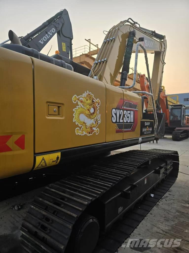 Sany SY 235 C Raupenbagger