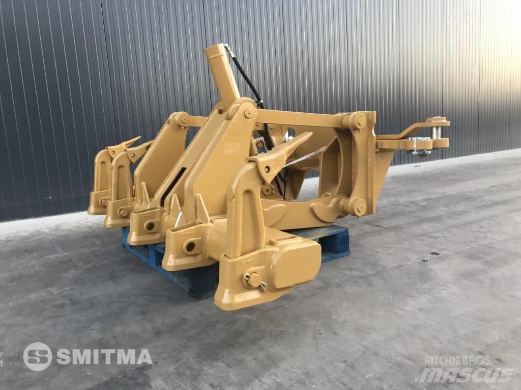CAT 120M Scarifiers