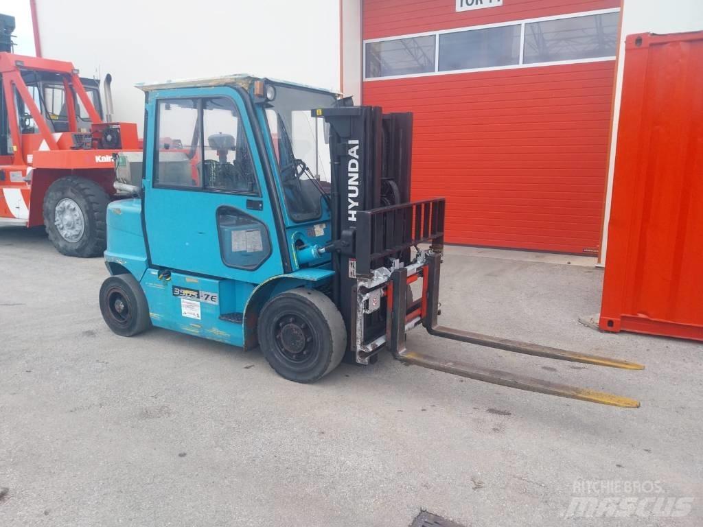 Hyundai 35 DS-7 Dieselstapler