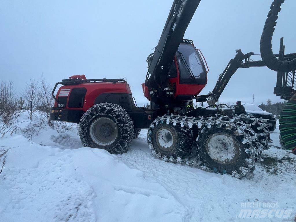 Komatsu 901 Harvester