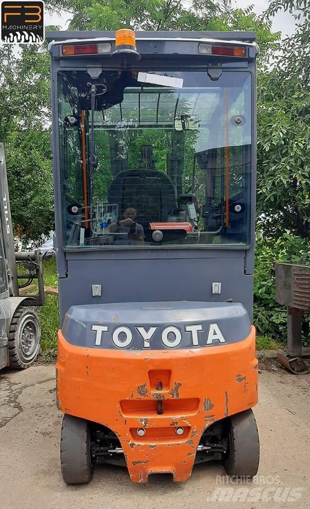 Toyota 8FBMT30 Elektrostapler
