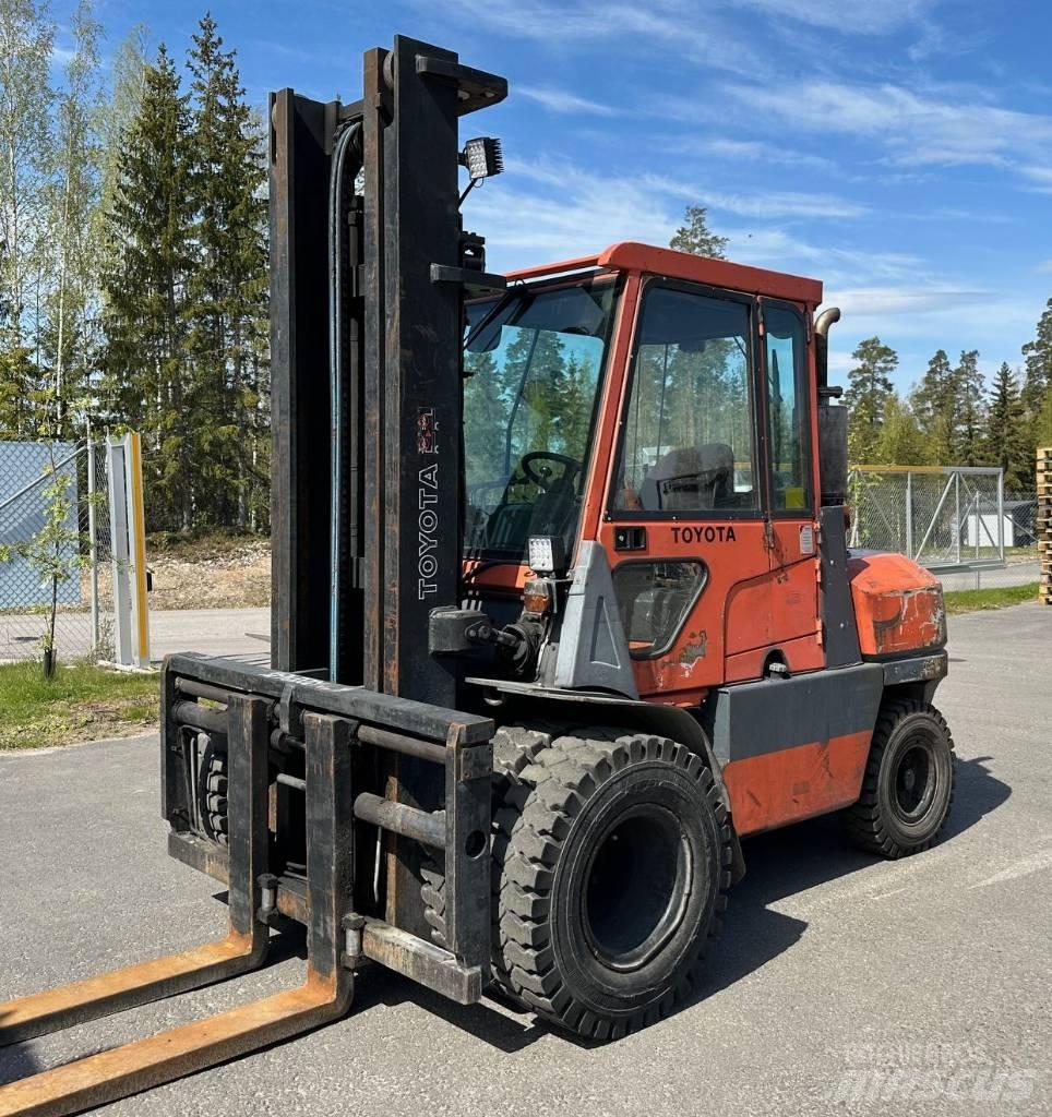 Toyota 02-8FD45 Dieselstapler