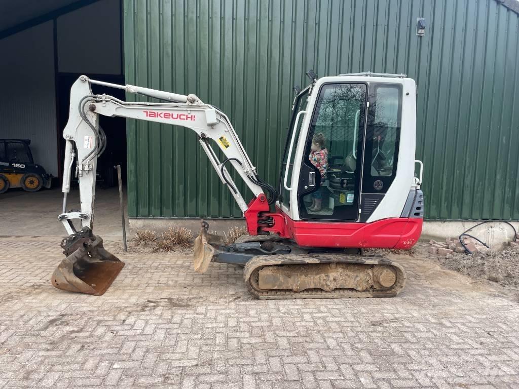 Takeuchi TB 228 Minibagger < 7t