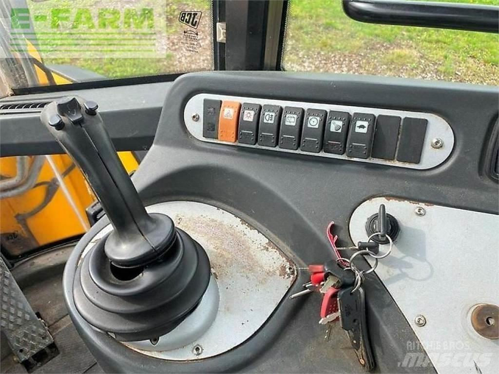 JCB 426e agri ht Minibagger < 7t