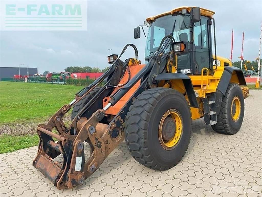 JCB 426e agri ht Minibagger < 7t