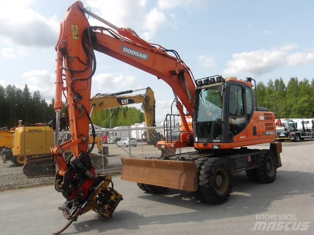 Doosan DX 160 W Mobilbagger