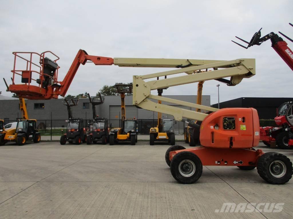 JLG 510 AJ (390) Kompakte selbstfahrende Hebebühnen