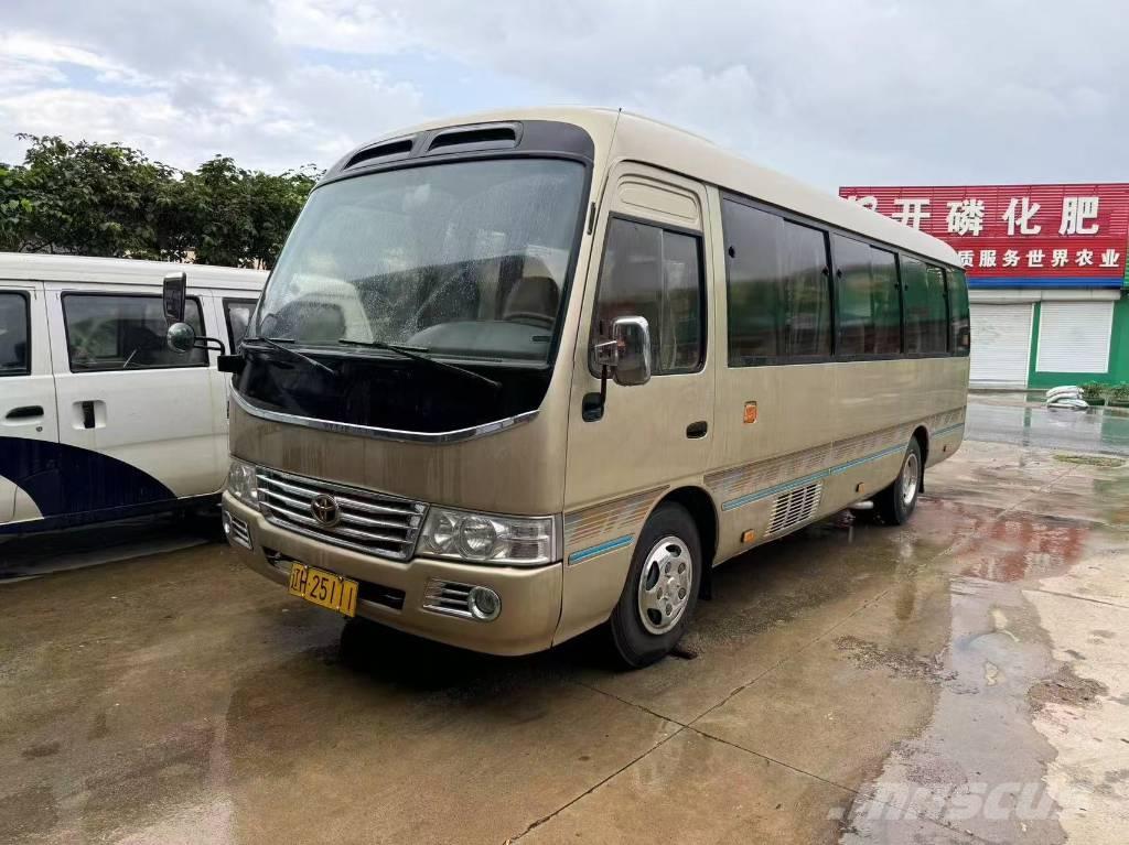 Toyota Coaster Bus Minibusse