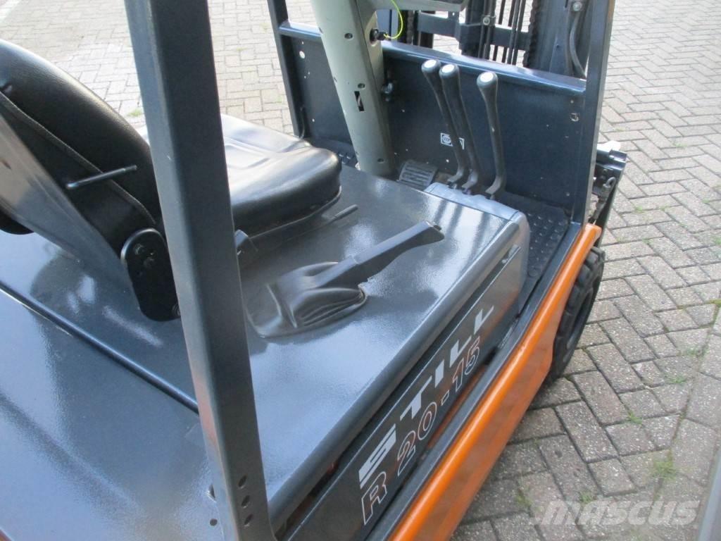 Still R 20-15 Elektrostapler