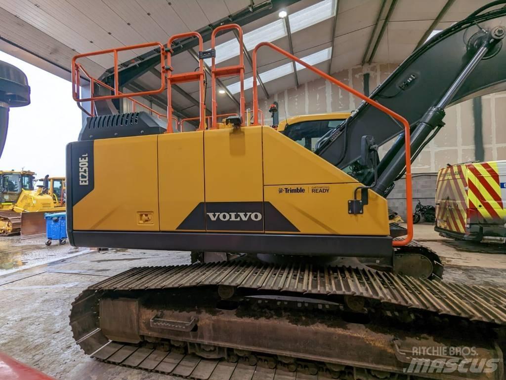 Volvo EC250EL Raupenbagger