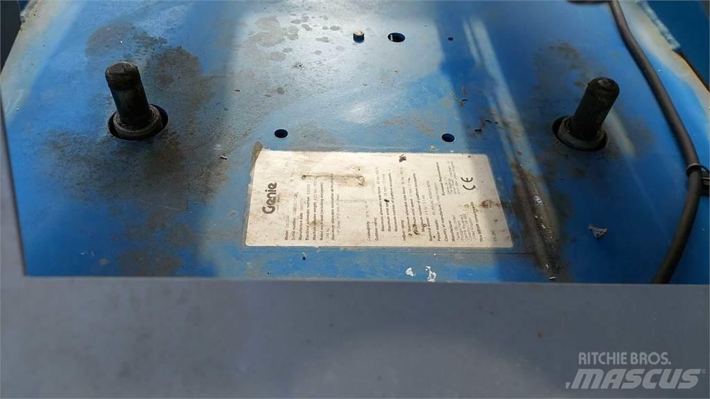 Genie GS2046 Scheren-Arbeitsbühnen
