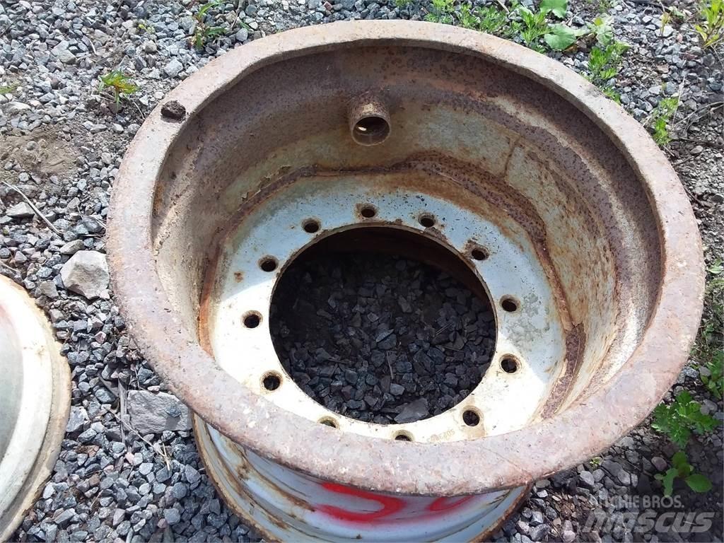 Valmet 860 20x26,5 Reifen