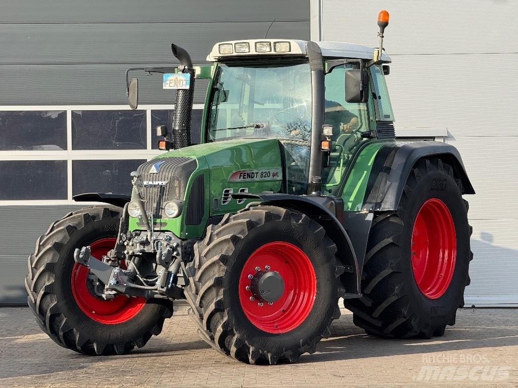 Fendt 820 Vario TMS Traktoren