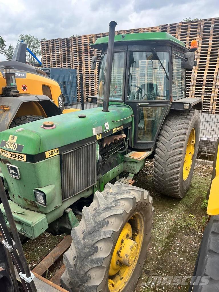 John Deere 3040 Traktoren