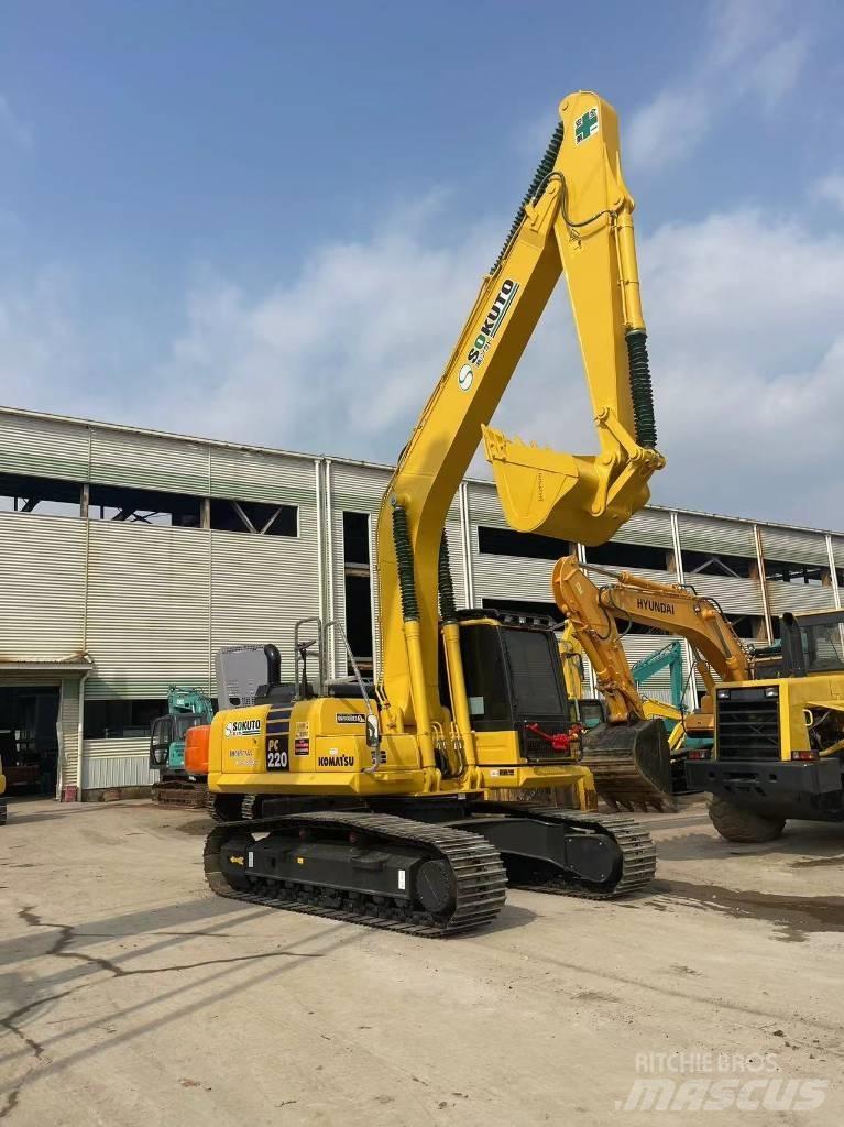 Komatsu PC 220-8 Raupenbagger