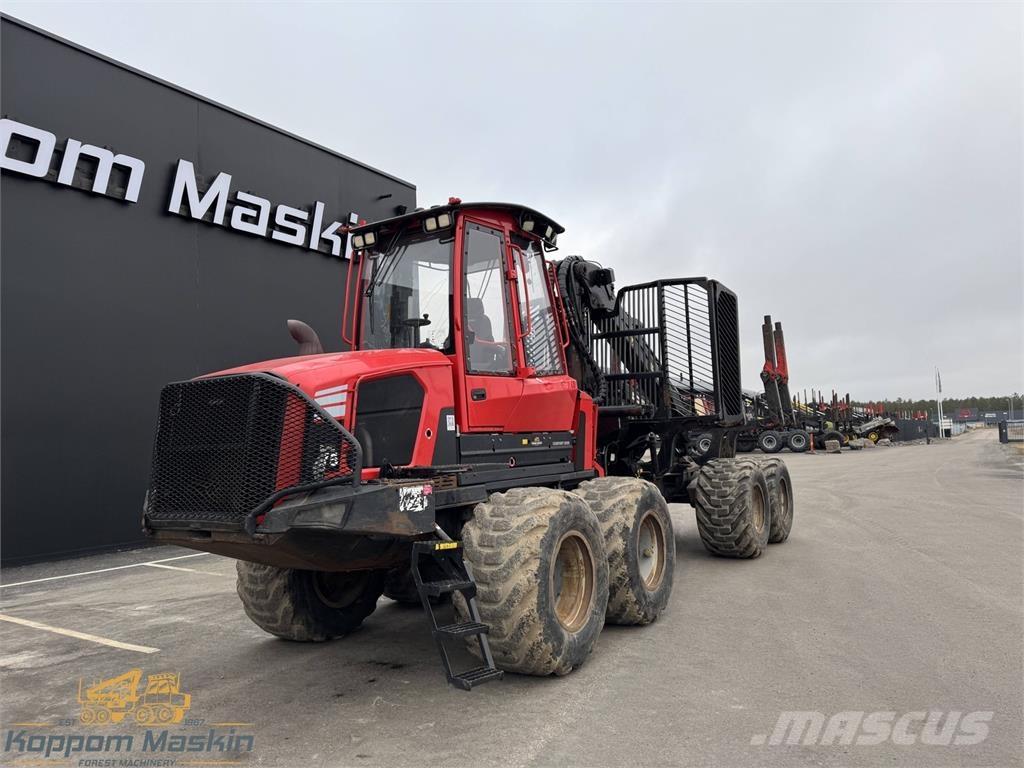 Komatsu 875 Forwarder