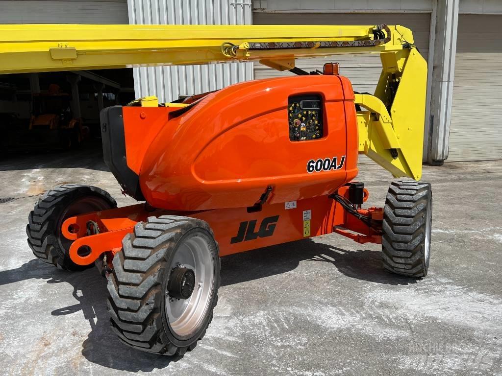 JLG 600 AJ Gelenkteleskoparbeitsbühnen