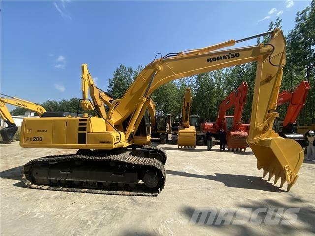 Komatsu PC200-7 Raupenbagger