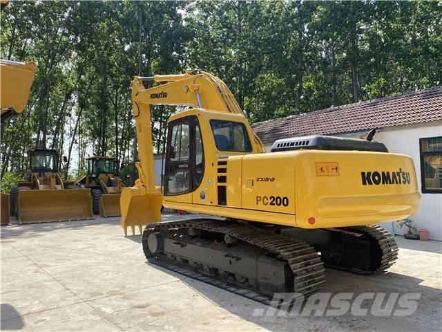 Komatsu PC200-7 Raupenbagger