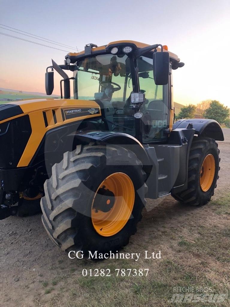 JCB Fastrac 4220 Traktoren