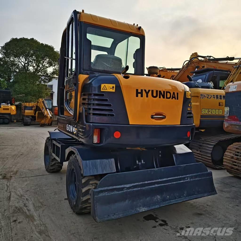 Hyundai R60W Mobilbagger