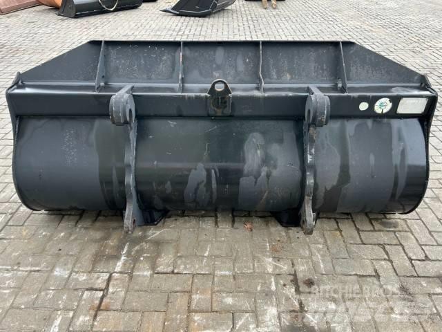 Volvo Bak Schaufeln