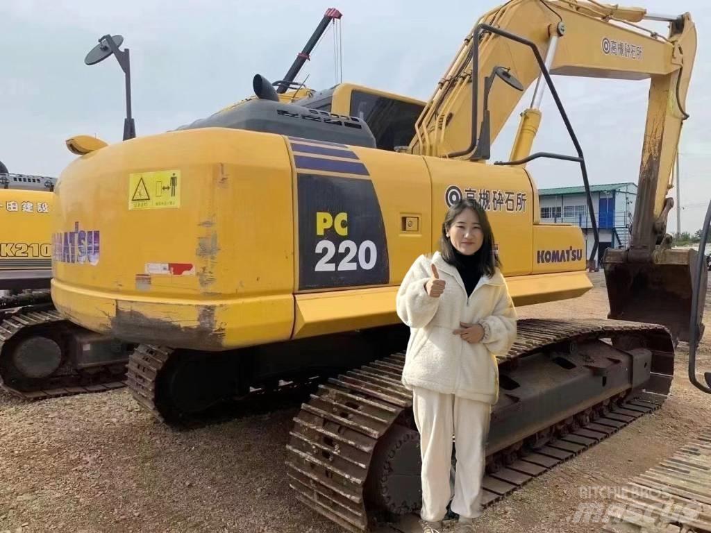 Komatsu PC 220-8 Raupenbagger