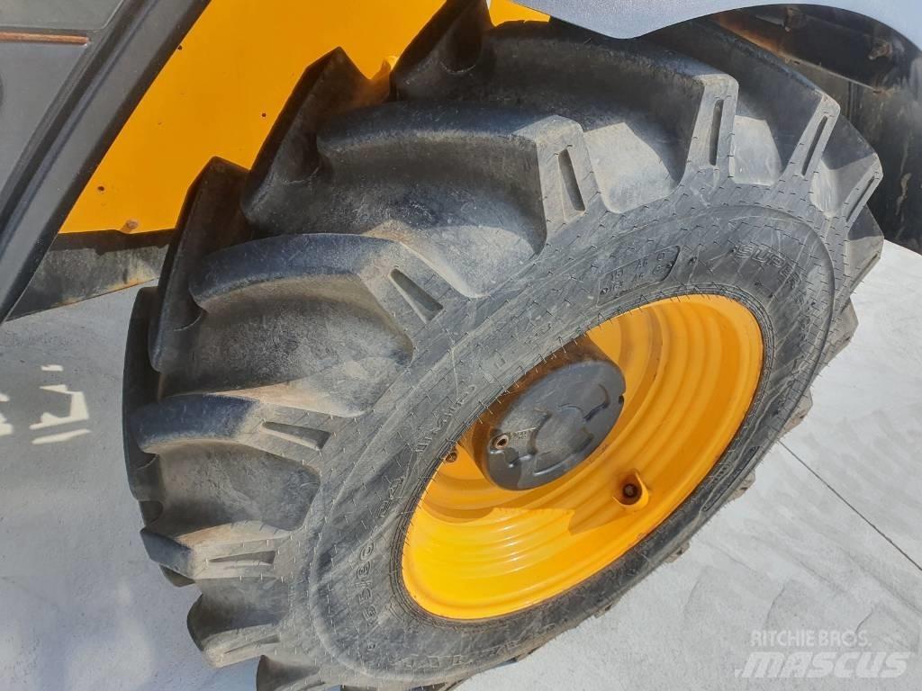 JCB 531-70 - BC25 Teleskoplader