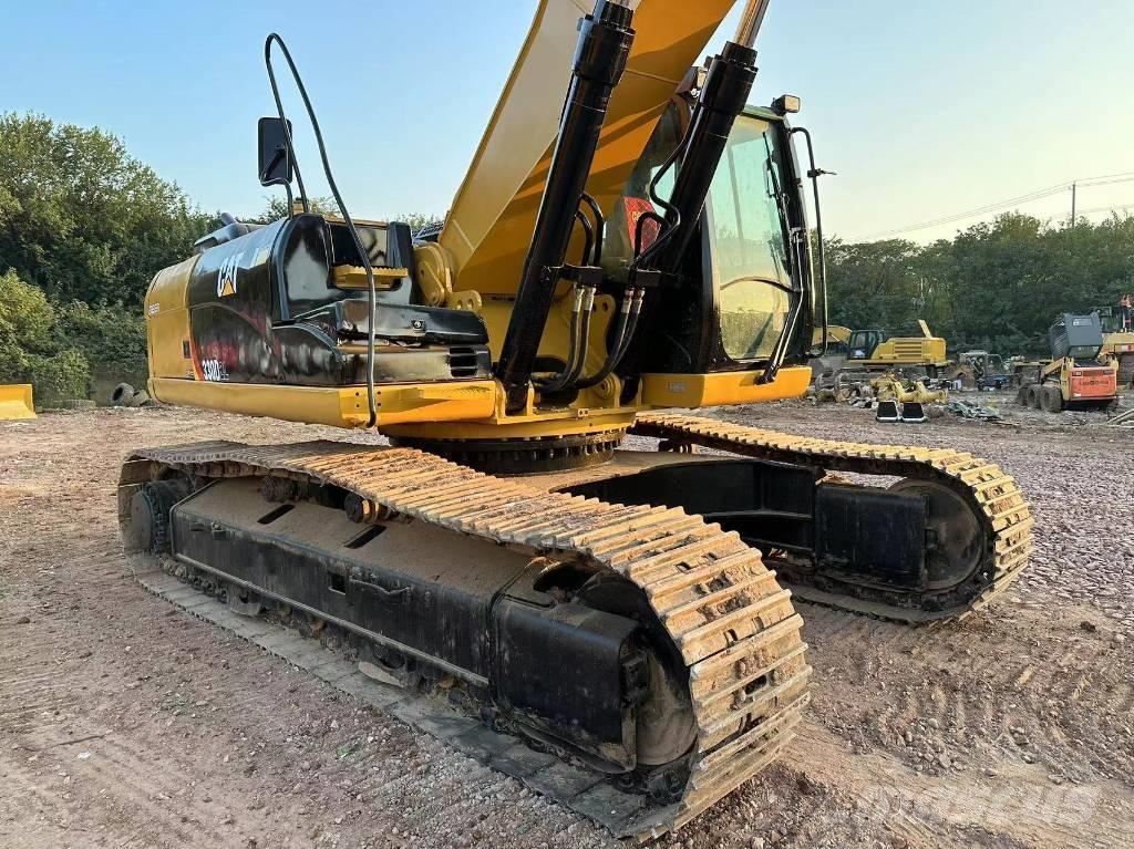 CAT 330 D L Raupenbagger