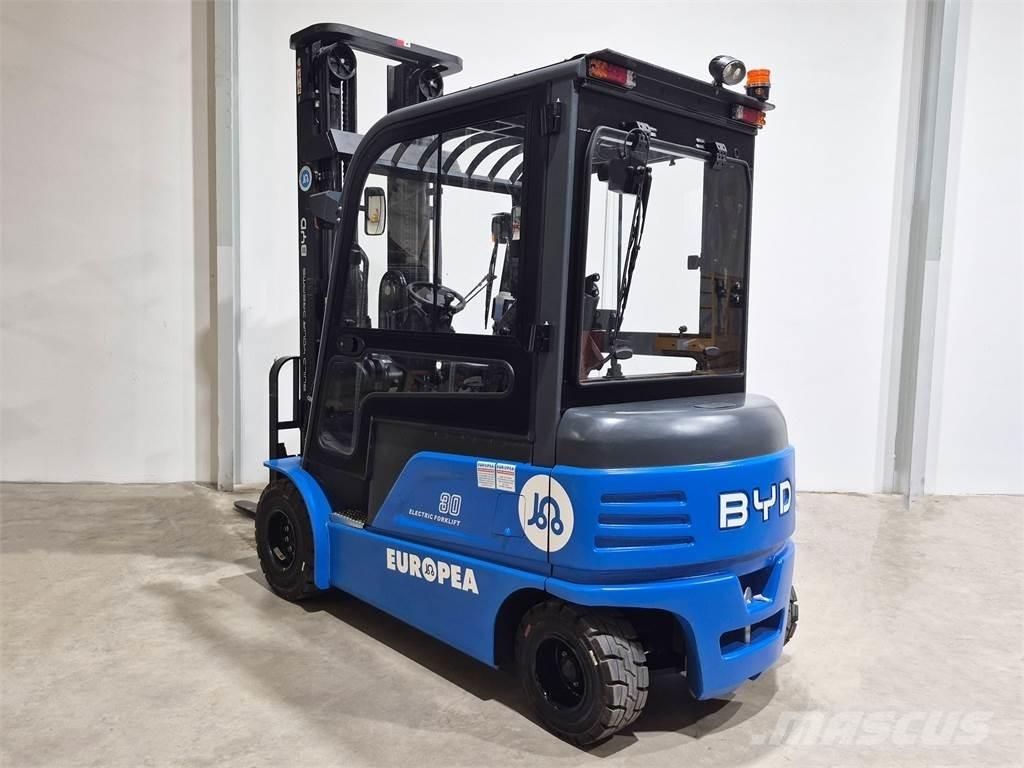 BYD ECB30C Elektrostapler