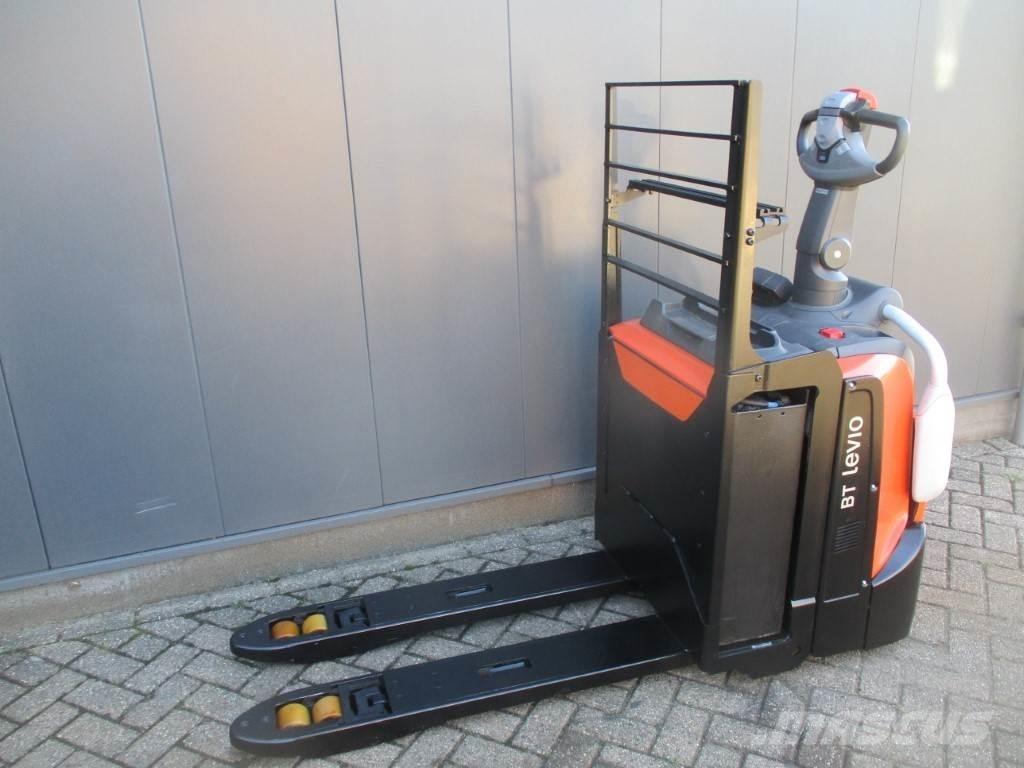 Toyota LPE 200 Gabelstapler mit Fahrerstand