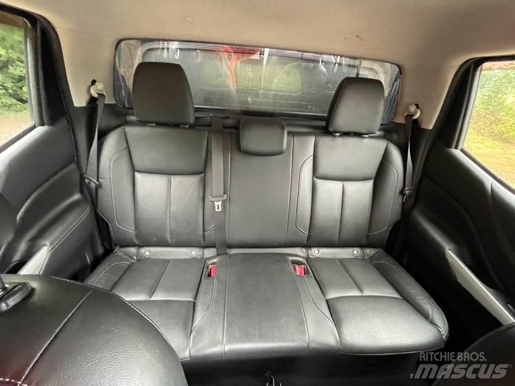 Nissan Navara Pickup/Pritschenwagen